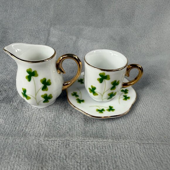 Shamrock Clover Pattern MINIATURE Creamer Cup & Saucer Set Gold Tone Trim - Picture 16 of 16